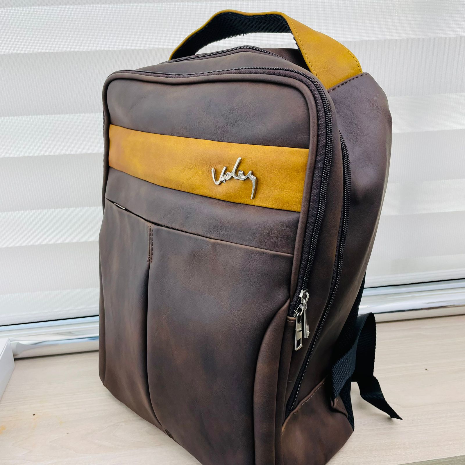 🎒🛒MORRAL CUERO SINTETICO VELEZ CABALLERO.