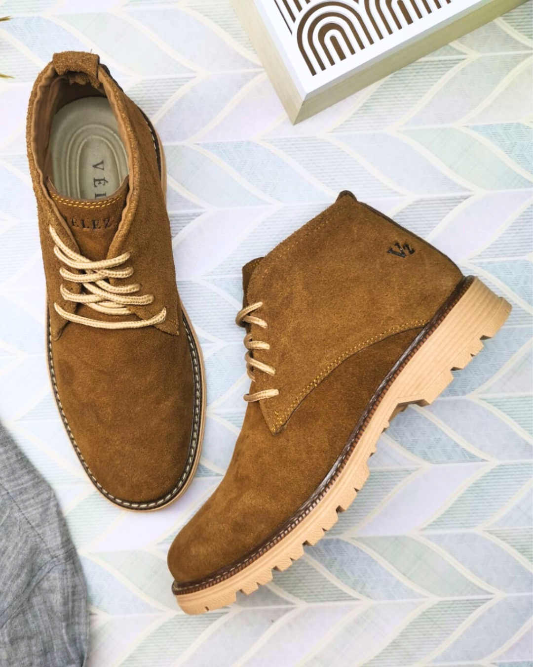🛒⚜️BOTIN CUERO PREMIUM VELEZ CARNAZA + CAJA🔱.